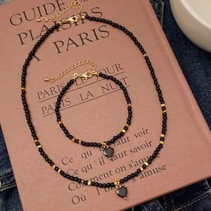 Collier Et Bracelet En Künstliche Perles Noires Avec Pendentif Coeur En Cuivre Plaqué Or Et Zircon Noir Bijoux Élégants Pour Femmes