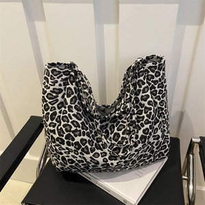 Women Large Capacity Leopard Print Tote Bag Casual Nylon Shoulder Bag Fashion Shopping Handbag For Daily Travel