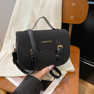 Vintage PU Leather Saddle Crossbody Bag For Women FASHION BAG Print Metal Buckle Handheld Shoulder Bag For Daily Commute