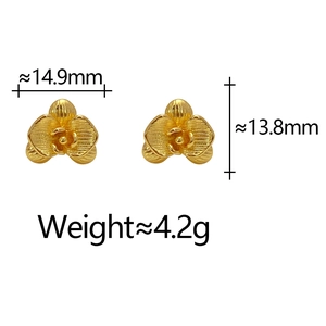 Macro detail of orchid flower earrings with measurements in 14.9mm width and 13.8mm height