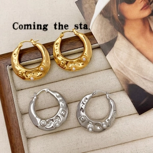 French retro thick hammered hoop earrings with inlaid white pearls in gold and silver finish