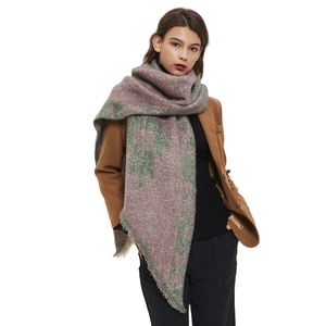 Thick winter scarf with purple and green abstract jacquard patterns for women