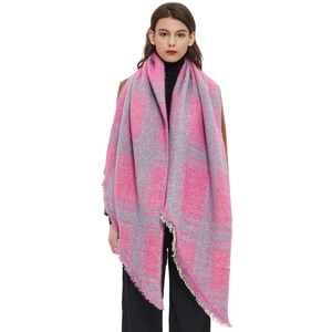 Bufanda chal extragrande a cuadros rosa y gris con flecos para el calor invernal