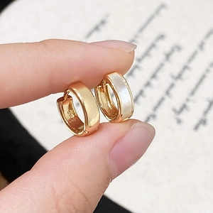 Elegant gold S925 sterling silver hoop earrings featuring minimalist white shell inlay