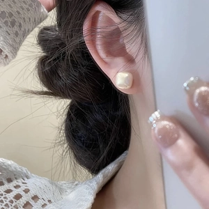 Elegant champagne square sugar pearl stud earrings for women with a creamy finish