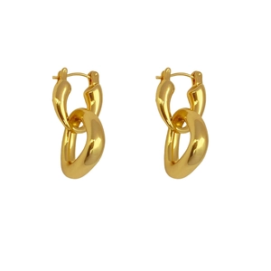 Minimalist chunky link gold earrings featuring two interlocking oval rings for a bold look