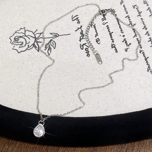 Elegant Teardrop Zirconia Pendant Necklace Copper Base Silver Plated Simple Style Women Jewelry For Daily Party