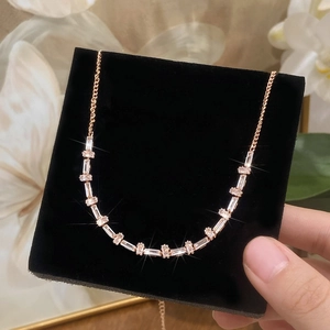 Baguette Cut Zircon Curved Pendant Necklace Copper Plated Rose Gold Elegant Minimalist INS Style Jewelry For Women