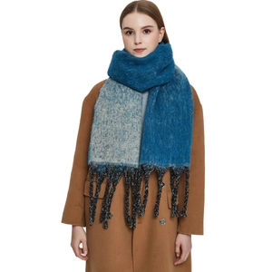 Thick two-tone blue gradient knit scarf with fringe tassels for winter warmth