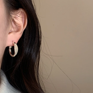 Orecchini A Cerchio Minimalisti Geometrici Torsione Mobius Donne Rame Lucido Placcato Oro Silver Earring Post
