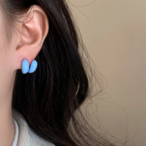 French style C-shaped light luxury blue enamel stud earrings for women with a petal design