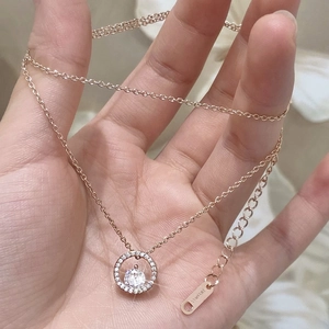 Collier Pendentif Halo Rond En Cuivre Plaqué Or Rose Avec Zircone Étincelante Bijoux Élégants Pour Femmes
