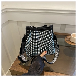 Sac Seau Étincelant En Strass Pour Femmes Avec Large Bandoulière En Toile Mode Style Rue Sac À Main