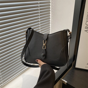 Women's Fashion PU Leather Underarm Bag Minimalist Shoulder Crossbody Bag With Gold Buckle Texture Commuter Handbag