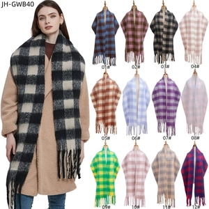 Écharpe épaisse à carreaux pour femme avec franges et douze motifs de couleurs variés