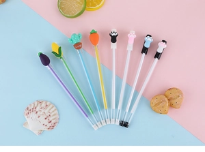 Détails des stylos gel 0,5mm avec décorations carotte, maïs et pattes de chat mignon