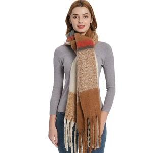 Thick winter oversized checkered scarf in red and beige with long fringe details