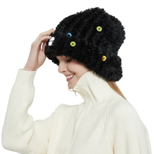 Damen Wintermütze in Schwarz mit bunten Knöpfen und flauschigem Kunstpelz-Besatz