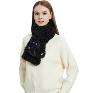 Damen Schal aus dickem schwarzen Kunstpelz mit bunten Zierknöpfen für den kalten Winter