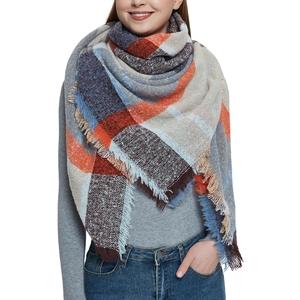 Bufanda de invierno gruesa para hombre con patrón de cuadros multicolores y flecos