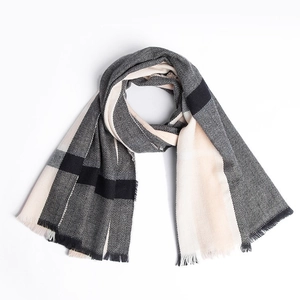Écharpe d'hiver classique à carreaux et franges, motifs chevrons gris et beige