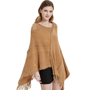 Châle poncho tricoté ajouré pour femme avec franges de couleur jaune terreux bohème