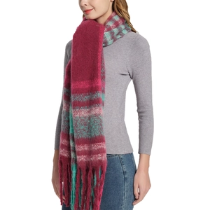 Thick checkered scarf with long tassels in fuchsia and blue soft faux mohair knit