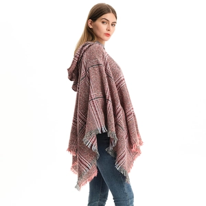 Damen Kapuzenponcho mit Karomuster und Fransen aus hochwertigem Webstoff