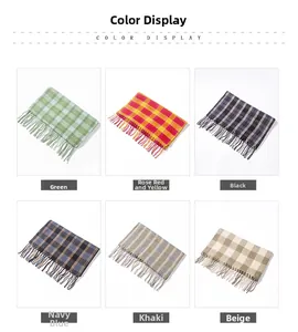 Sciarpe classiche a quadri in sei varianti di colore con dettagli di nappe a frange