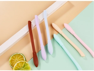 Penne gel creative a forma di scopa in sei colori macaron con dettagli in setola