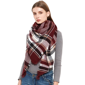 Women Large Plaid Scarf Shawl Polyester Cashmere Feel Warm Winter Square Wrap With Tassel Fashion Checked Scarves Accessories