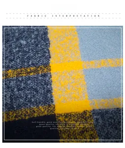 Gros plan sur le tissu à carreaux bleu et jaune révélant une texture douce et brossée