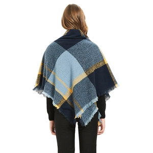 Châle en tricot à carreaux bleu et marron avec détails de franges pour l'automne-hiver