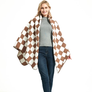 Autumn winter warm brown and white checkered knit shawl cape for casual outdoor wear