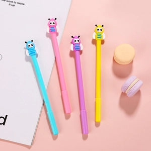 Cute bee-shaped gel pens in blue, pink, purple and yellow colors for students