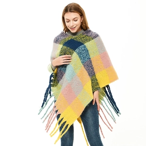 Women Thick Plaid Poncho Pullover Shawl With Long Tassels Boucle Yarn Warm Checkered Cape Outerwear Bohemian Style