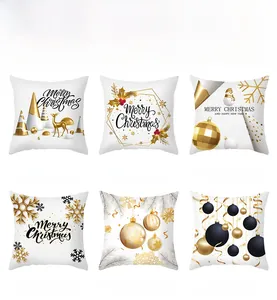 Dettaglio di sei federe natalizie festive con stampe natalizie dorate e rosse