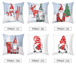 Seis fundas de cojín navideñas de terciopelo piel de melocotón con motivos de Papá Noel