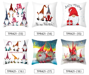 Juego de seis fundas de cojín navideñas con estampados de gnomos y motivos festivos
