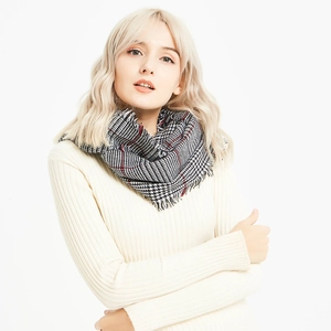 British style checkered cashmere-feel scarf with fringes for men and women in winter