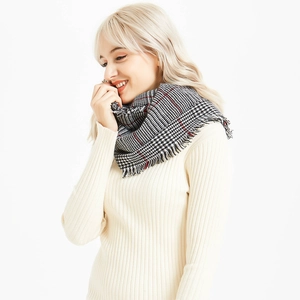 Soft faux cashmere plaid scarf with houndstooth pattern and fringe for men and women