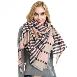 Women Plaid Scarf Shawl Triangular Warm Polyester Tassels Checkered Autumn Winter Wrap