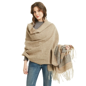 Thick camel cashmere-feel scarf with tassels and striped pattern for winter warmth