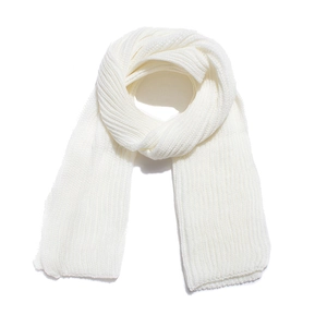 Close-up of white ribbed knit scarf texture showing detailed vertical stripe pattern