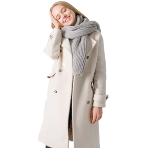 Unisex long grey chunky knit acrylic scarf paired with light beige double-breasted coat