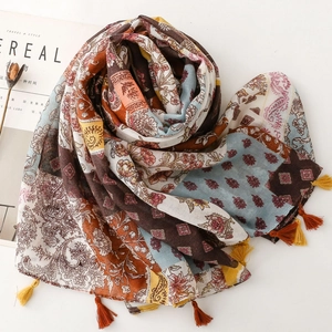 Écharpe bohème en coton et lin avec imprimé floral et franges pour vacances à la plage