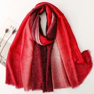Écharpe dégradée rouge avec impression dorée et franges douces en coton et lin satiné