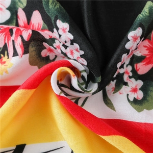 Écharpe en coton et lin style japonais avec imprimé floral coloré pour la plage et le soleil