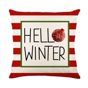 Weihnachtskissenbezug mit rot-weißen Streifen, Hello Winter Schriftzug und Ornament