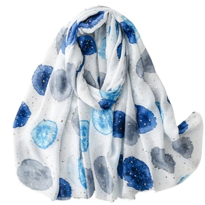 Écharpe légère blanche pour femme avec pois aquarelle bleus et détails dorés